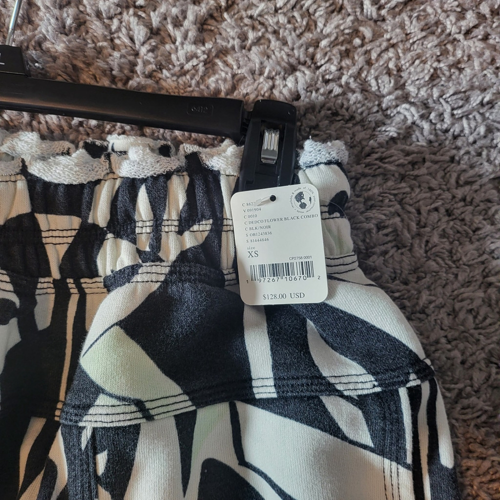 FP Movement - This Feeling Printed Joggers size XS. - Picture 3 of 11